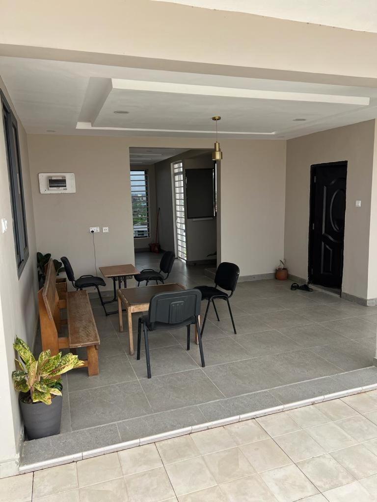 Fowaa Lux Bed and Breakfast Tema Εξωτερικό φωτογραφία